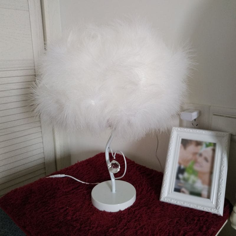 Lysora | Nordic Feather Cloud Table Lamp