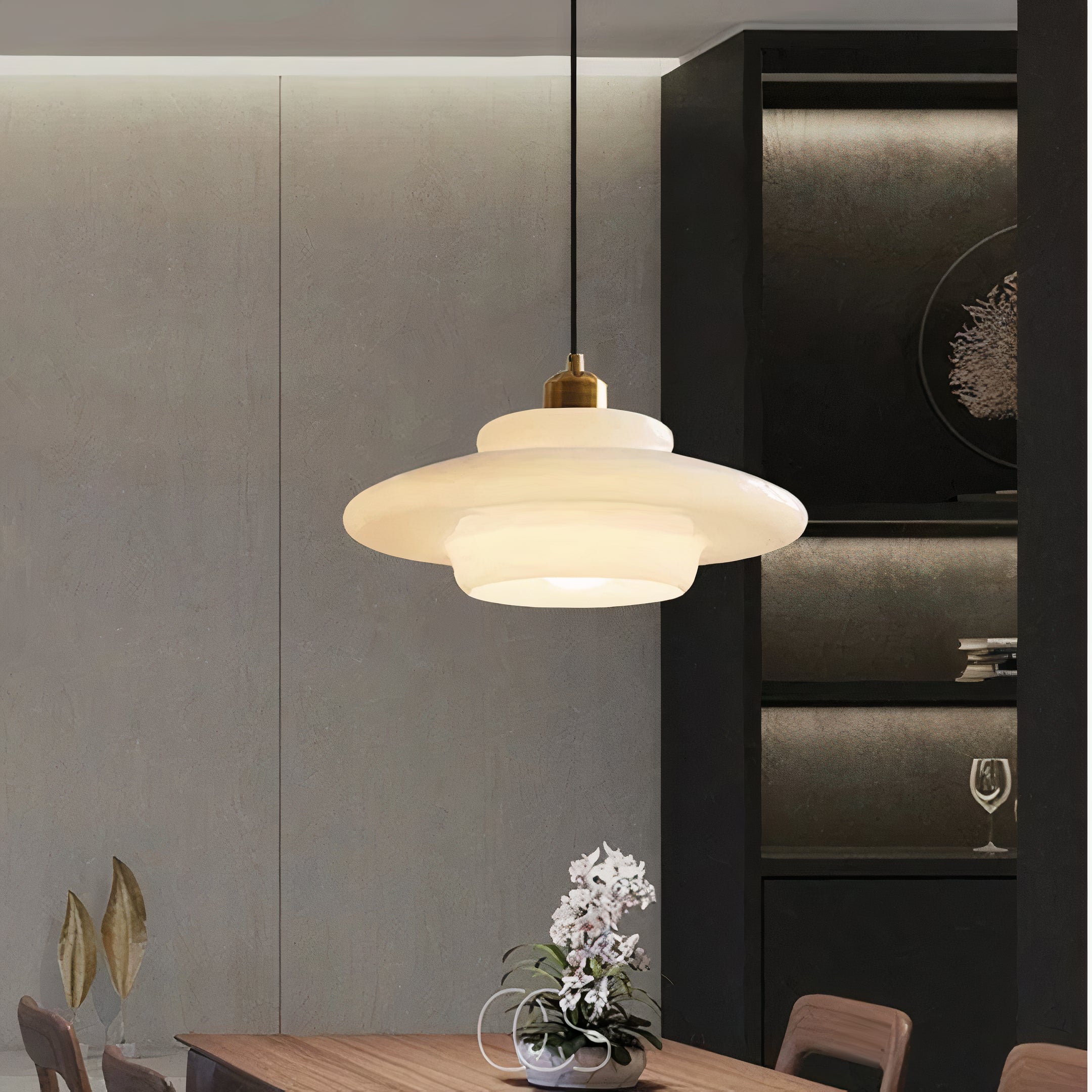 Lereks - Perle pendant lamp - Brass & Glass