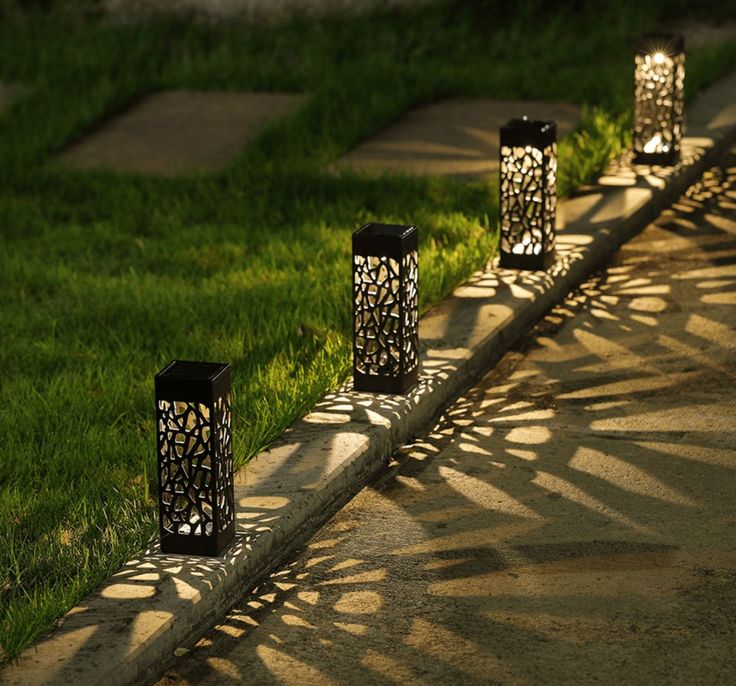 Lereks - Solar Garden Light Pole - Wireless Solar Outdoor Lamp