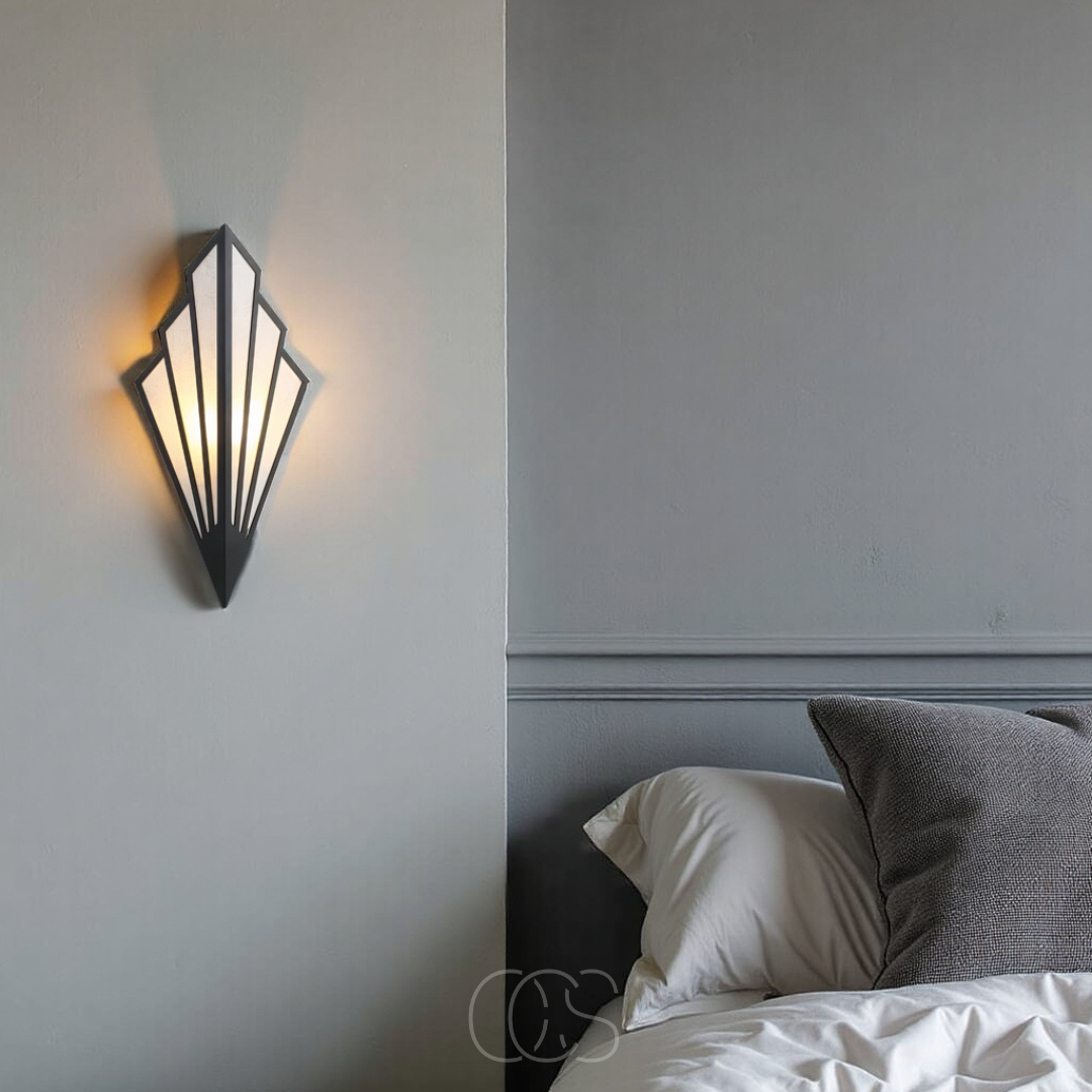 Lereks - Wall lamp with geometric diamond design