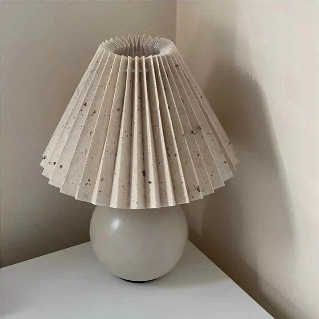 Maribel | Vintage Pleated Table Lamp