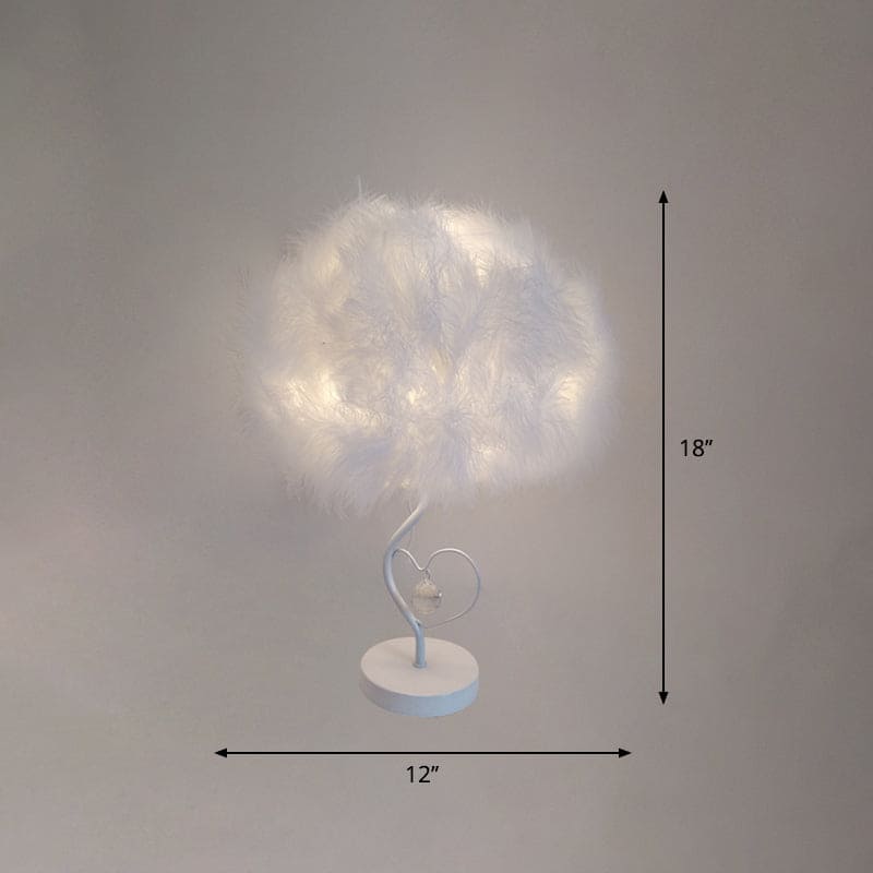Lysora | Nordic Feather Cloud Table Lamp
