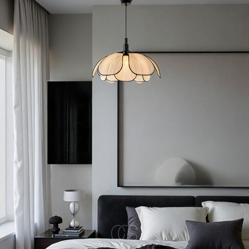 Lereks - Flower-shaped Rattan Pendant Lamp with Black Accents
