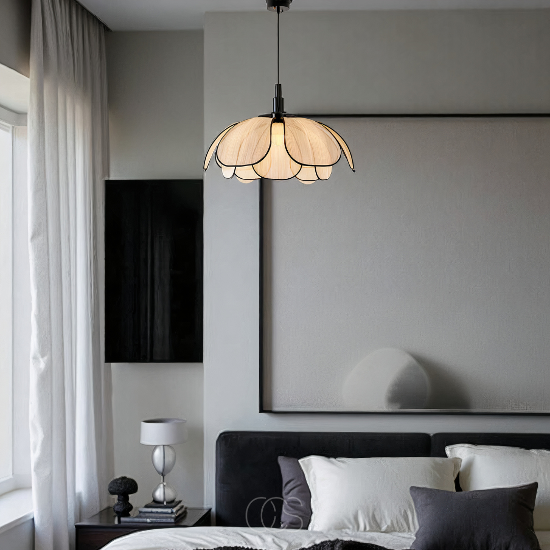 Lereks - Lampada a sospensione in rattan a forma di fiore con accenti neri