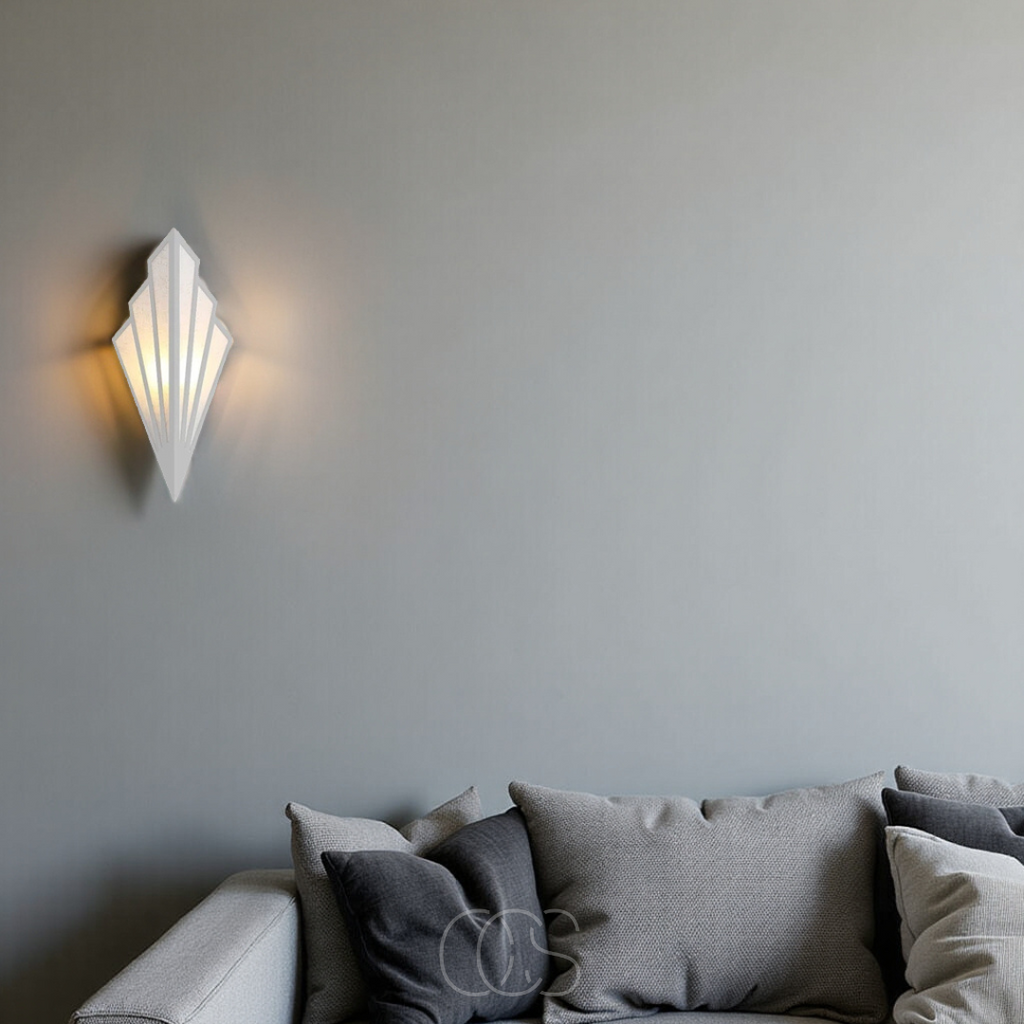 Lereks - Wall lamp with geometric diamond design