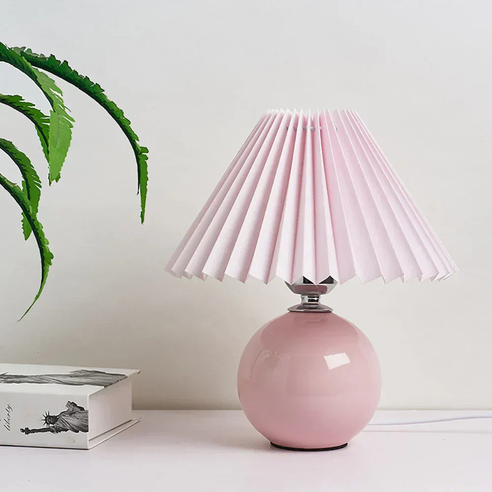 Maribel | Vintage Pleated Table Lamp